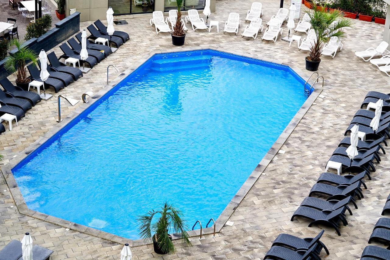 Summer Studio Spa N Pools Beach Resort Năvodari Extérieur photo